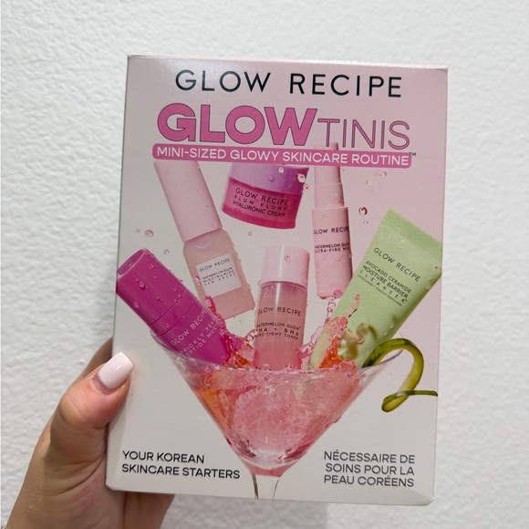NEW Glow Recipe GlowTinis Mini Skincare Set - Picture 4 of 4